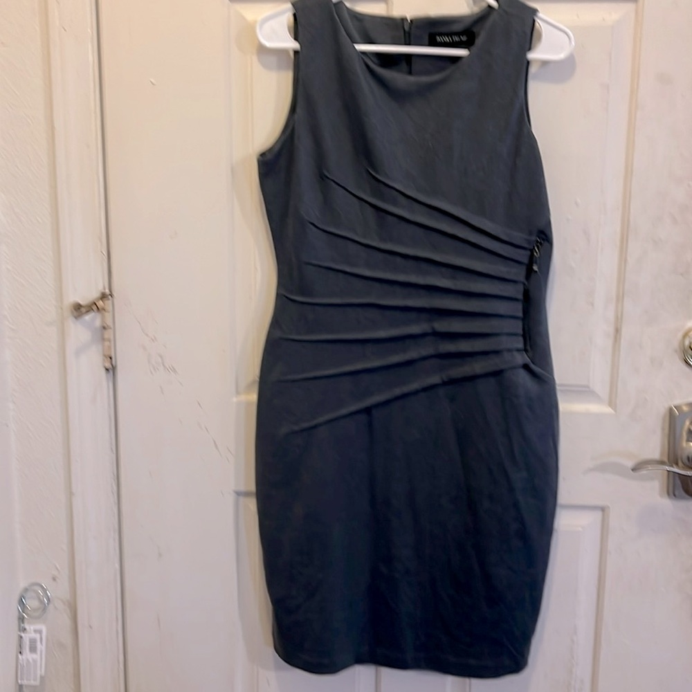 IVANKA TRUMP DRESS